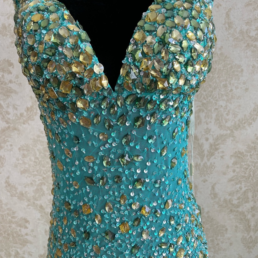 BNWT Jasz Couture gown - Picture 2 of 11